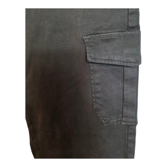 Well Worn Womens High Rise Cargo Denim Pant Straight Army Green Size 12/32 Large - Picture 9 of 17